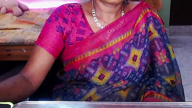 HotGulabi 在線直播表演