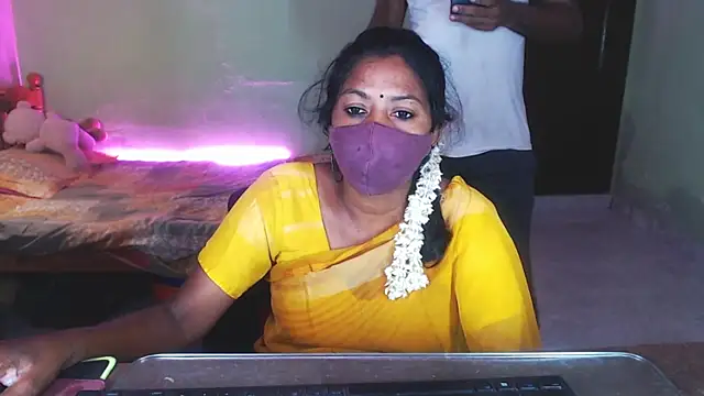 HotGulabi Show Webcam