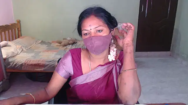 Novapol11's Live XXX Chat