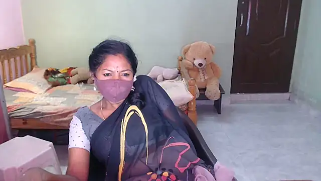Novapol11 ওয়েবক্যাম শো