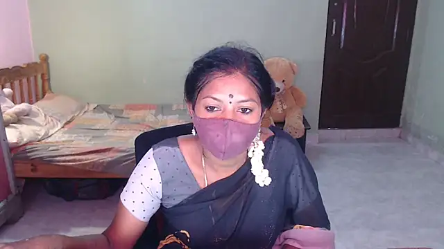 Novapol11 Webcam-Show