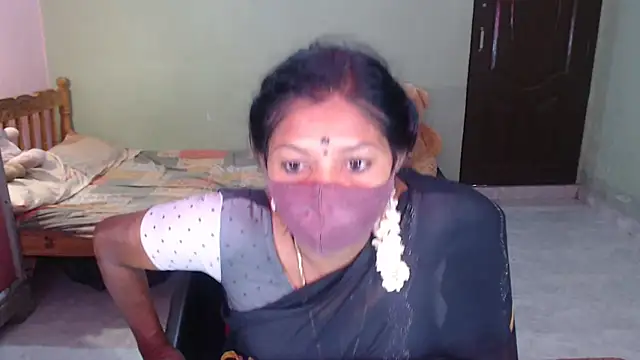 Novapol11's Live XXX Chat