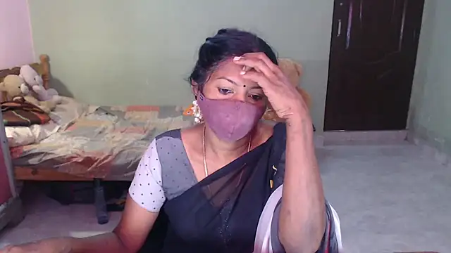Novapol11's Webcam Show