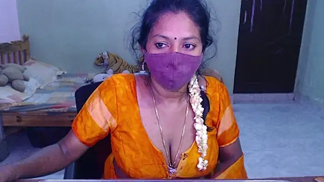 Novapol11's Webcam Show
