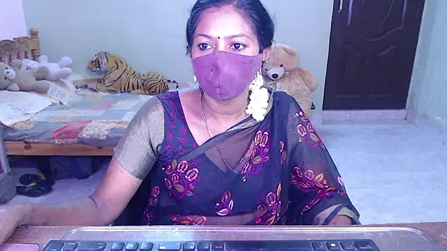 Novapol11 Webcam-Show