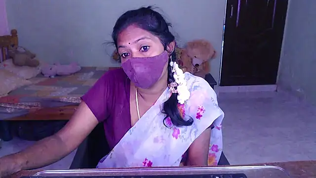 Novapol11's Webcam Show
