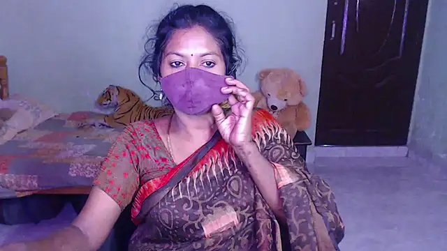 Novapol11's Live XXX Chat