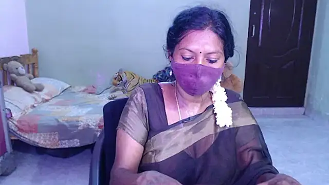 Novapol11's Webcam Show