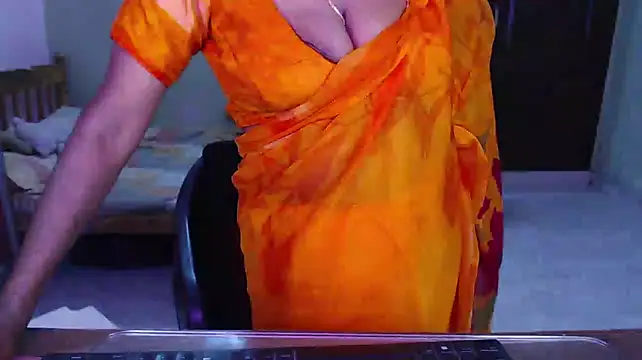 Show modela Novapol11 na web-kameri