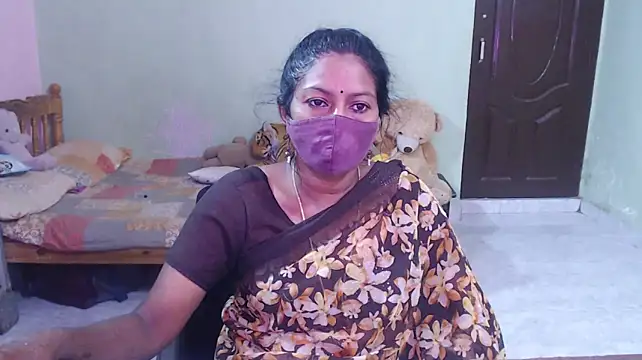 Novapol11's Webcam Show