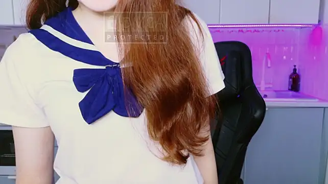 Show modela Harley_Quinsy na web-kameri