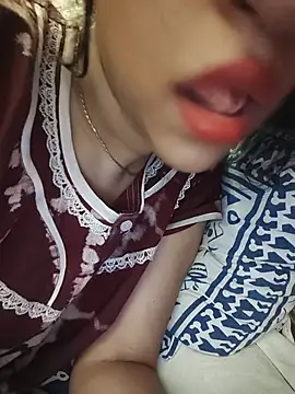 Lavanya_sexyy élő XXX-chatje