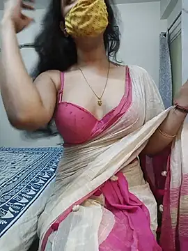 Lavanya_sexyy Adlı Modelin Canlı XXX Sohbeti