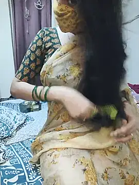 Lavanya_sexyy Adlı Modelin Canlı XXX Sohbeti