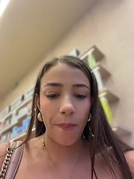 Hall_16's Webcam Show