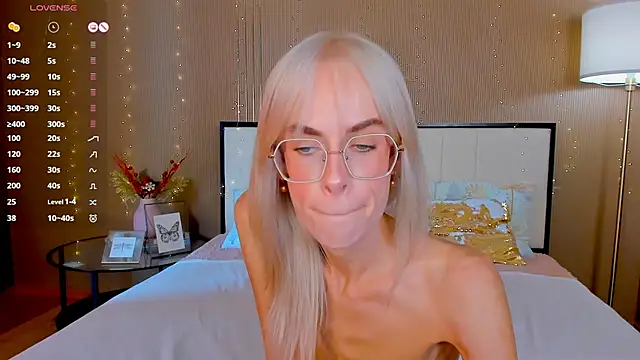 bellatip's Live XXX Chat