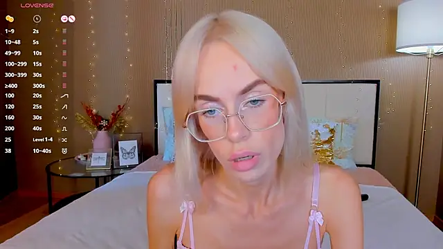 bellatip live XXX chat