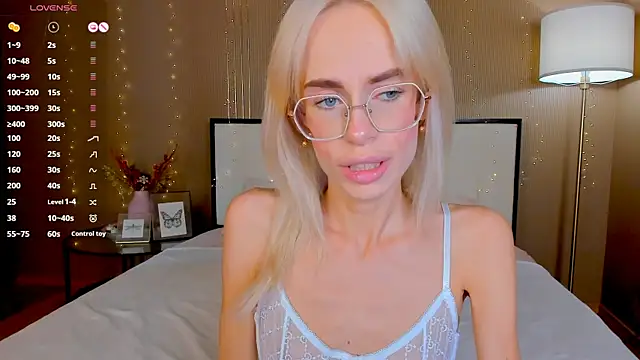 bellatip webcam show