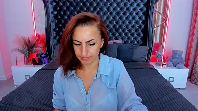 Rebecca_Diamond Adlı Modelin Web Kamerası Şovu