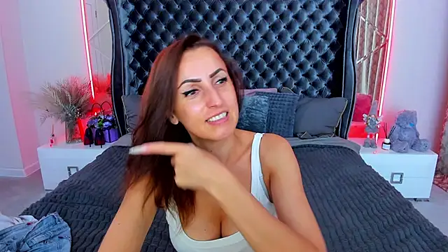 Rebecca_Diamond's Live XXX Chat