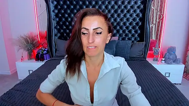 Rebecca_Diamond: вебкам-шоу
