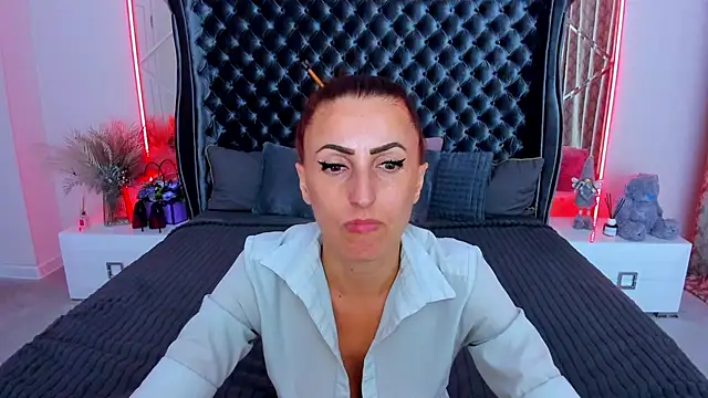 Rebecca_Diamond – Kamerová šou