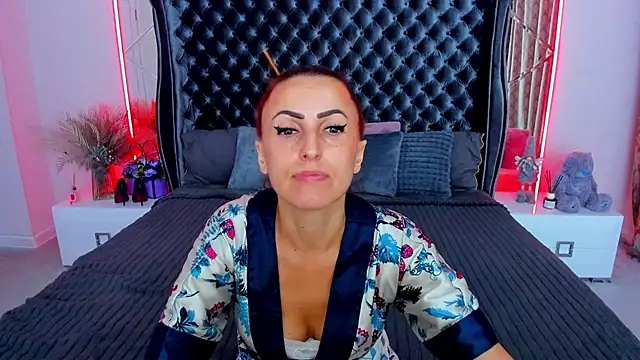 Rebecca_Diamondn Webbikameraesitys