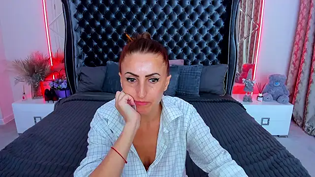 Show Webcam de Rebecca_Diamond