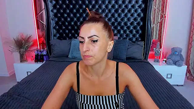 Вебкам-шоу Rebecca_Diamond