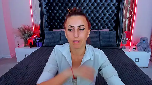 Rebecca_Diamondn Webbikameraesitys