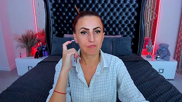 Rebecca_Diamond's Live XXX Chat