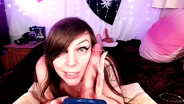 GamerGirlRoxyAndLee's Live XXX Chat