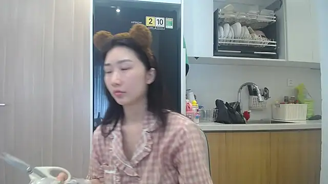 XXX chat uživo modela Asiagirll