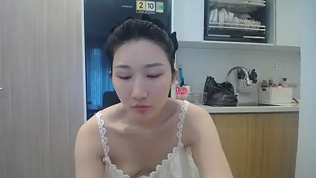 Chat +18 de Asiagirll ao vivo