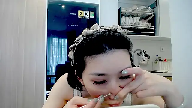 Asiagirll 现场XXX聊天