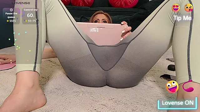 natasha-bigas' Live XXX Chat