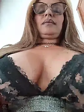 Chat XXX en directo de CristalDivine