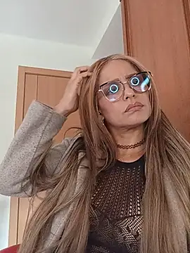 CristalDivine's Live XXX Chat