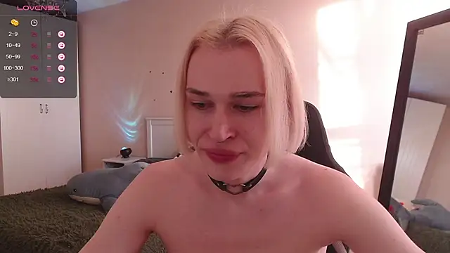 Show modela rainbow__salt na web-kameri