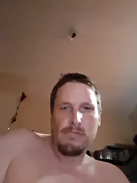 bushhogger8371 Show in webcam