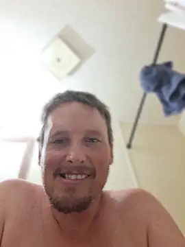 bushhogger8371 Show Webcam