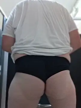 bushhogger8371's Webcam Show