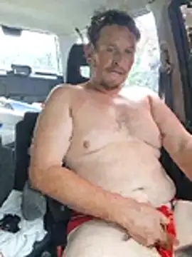 bushhogger8371 Webcam-Show