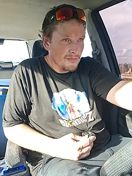bushhogger8371's Webcam Show