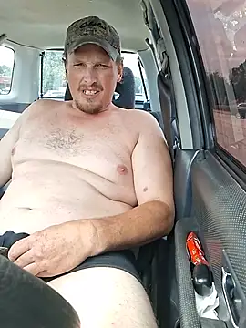 bushhogger8371 Show in webcam