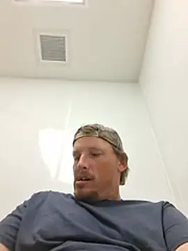 bushhogger8371's Webcam Show