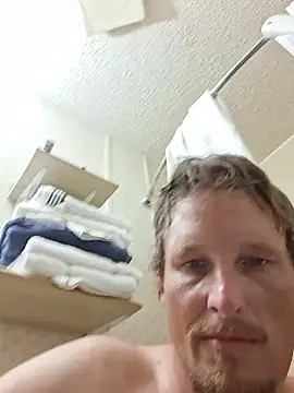 bushhogger8371 Show in webcam