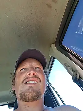 bushhogger8371's Webcam Show