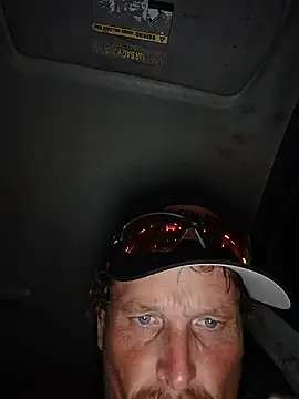 bushhogger8371's Webcam Show
