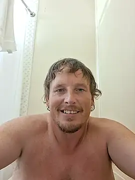 bushhogger8371 Show Webcam
